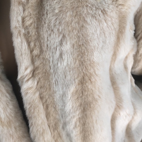 Faux mink jacket - Picture 2 of 6